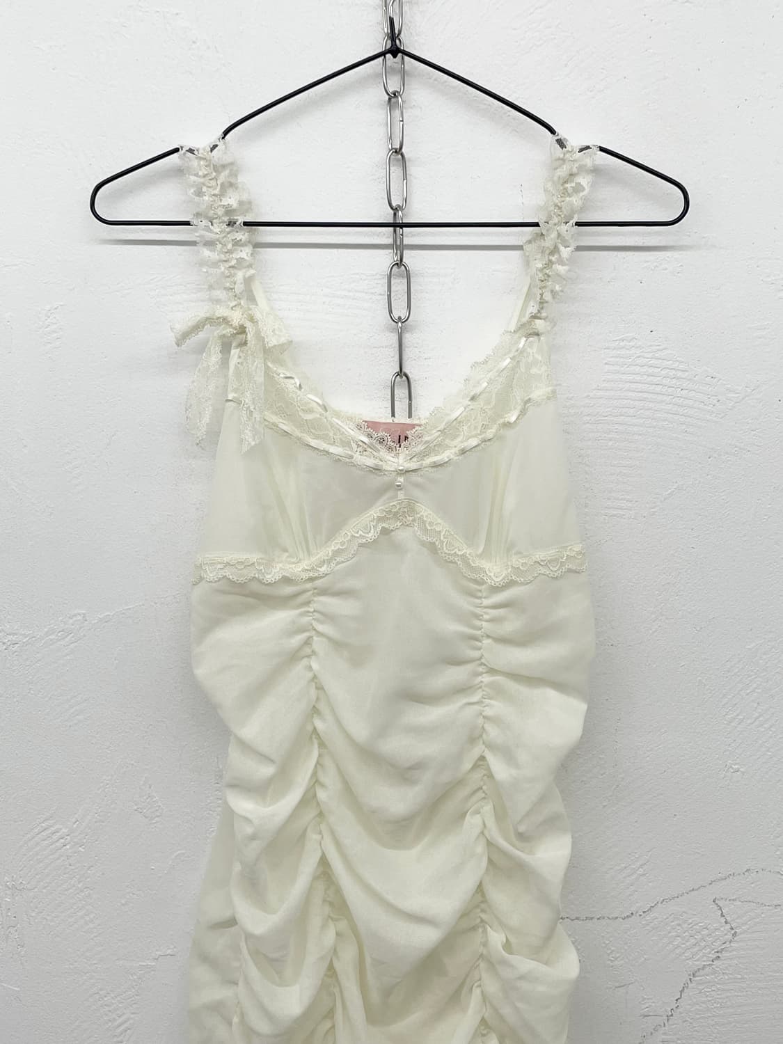 에블린 화이트페어리 셔링 레이스 슬립 상품이미지5