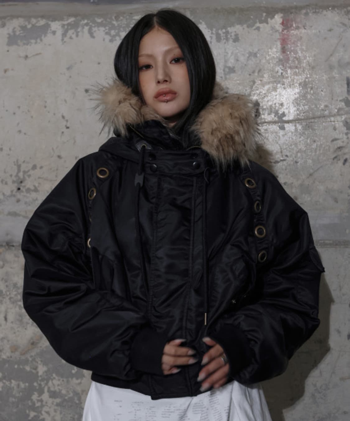 팬시클럽 아일릿 퍼 자켓 상품이미지1