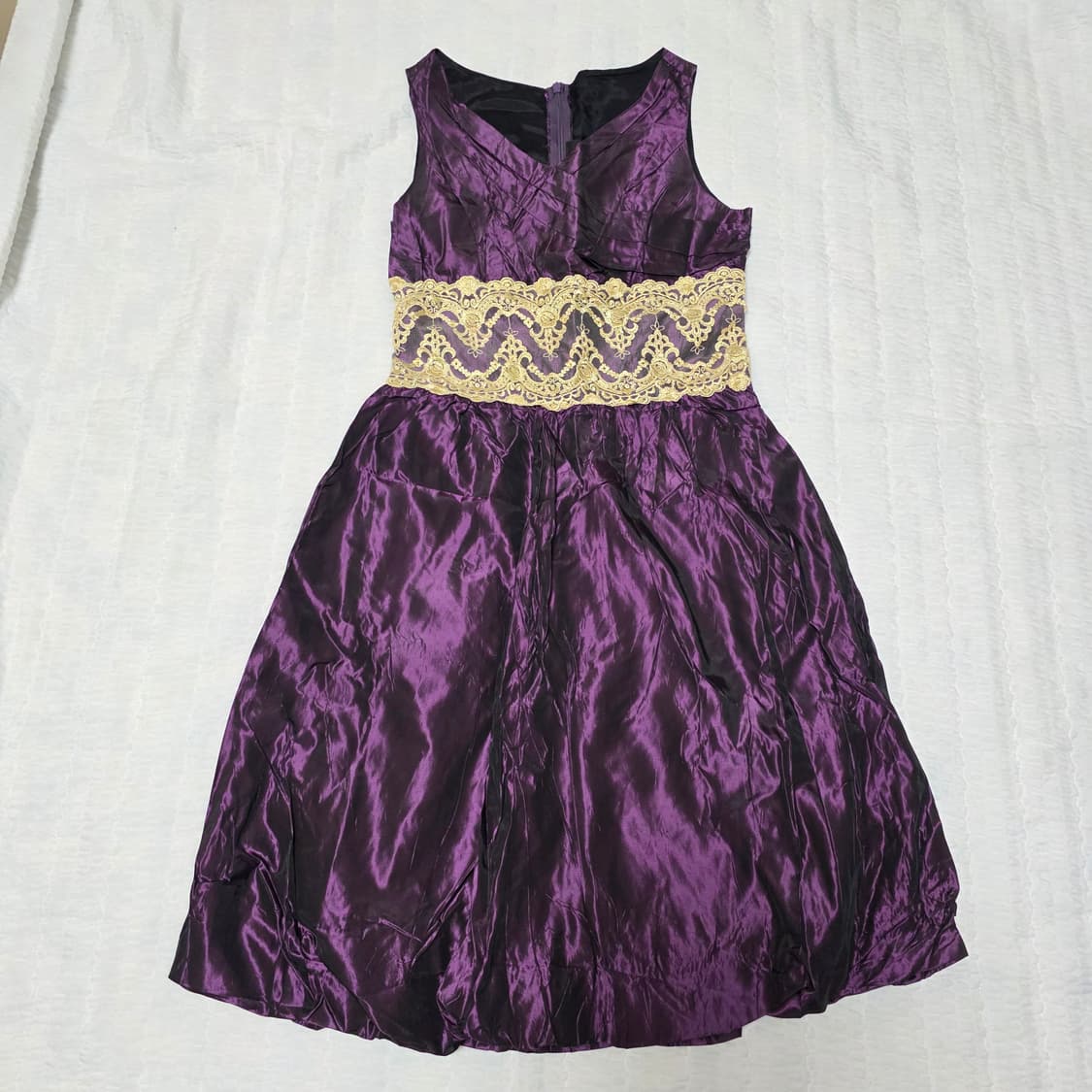 미국빈티지)퍼플 새틴 골드레이스 v넥 파티연말 벌룬 맥시 민소매드레스 상품이미지3