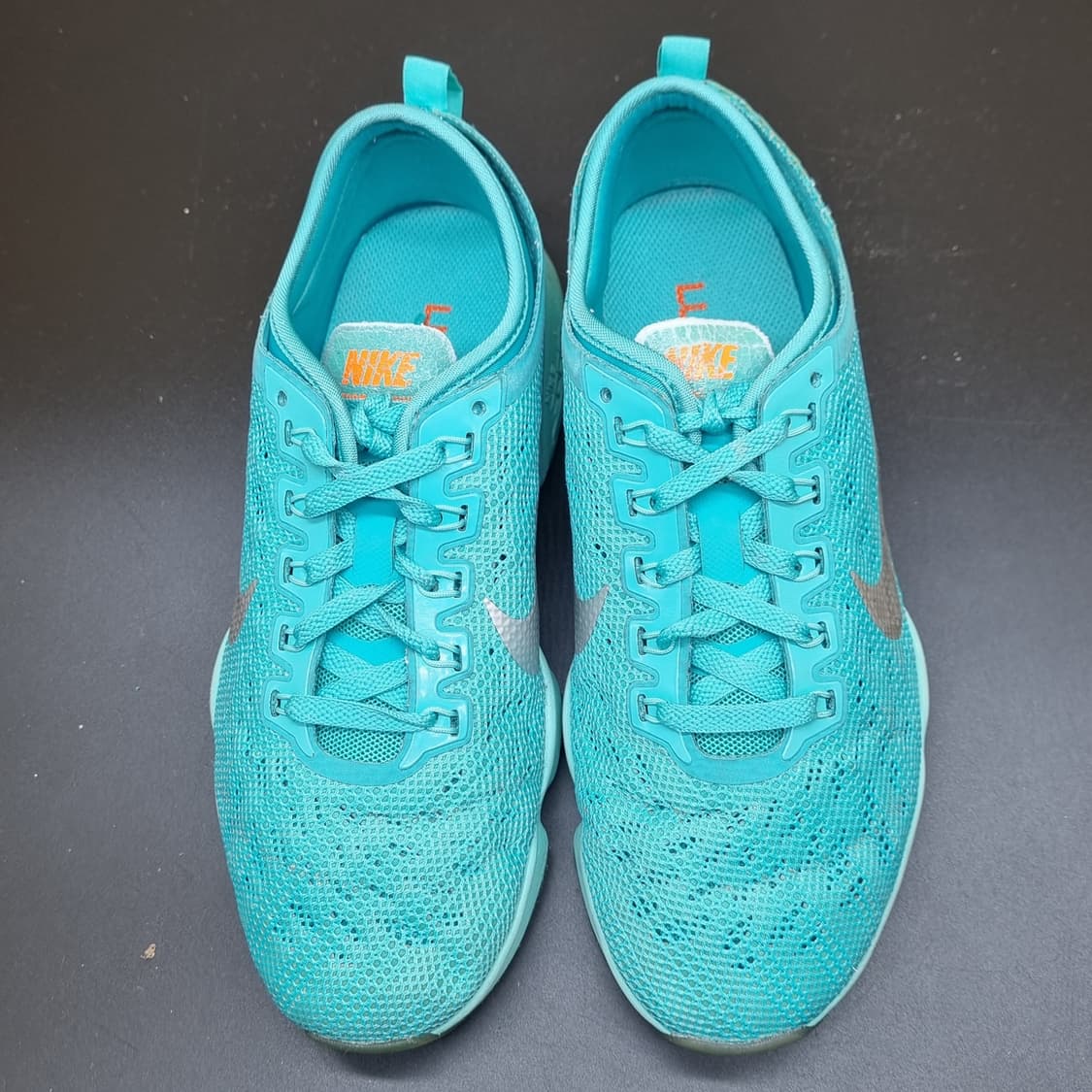 나이키 줌 핏 여성트레이닝화235 상품이미지2