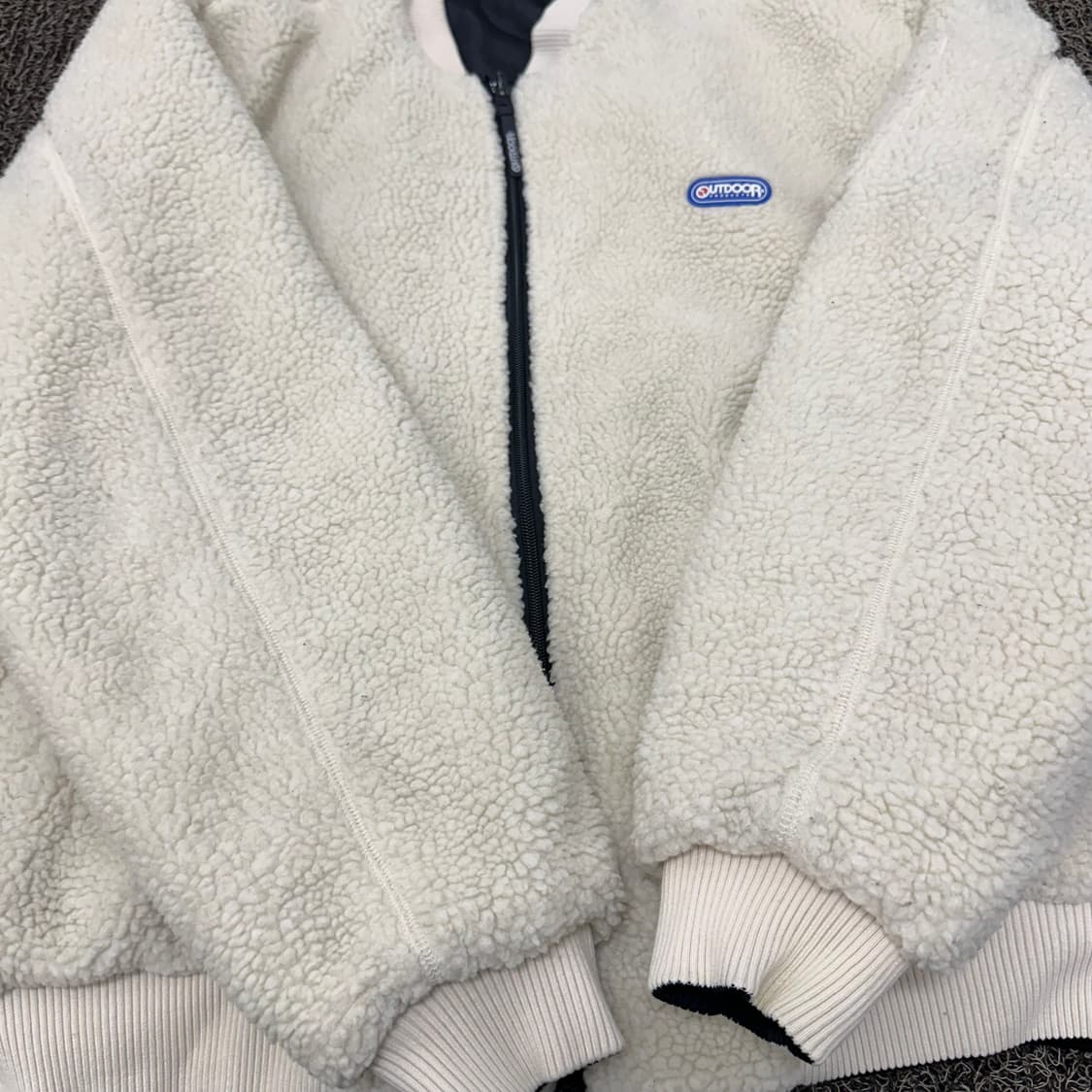 OUTDOOR 아웃도어 아이보리 뽀글이 털 후리스 양면 점퍼 M 상품이미지3