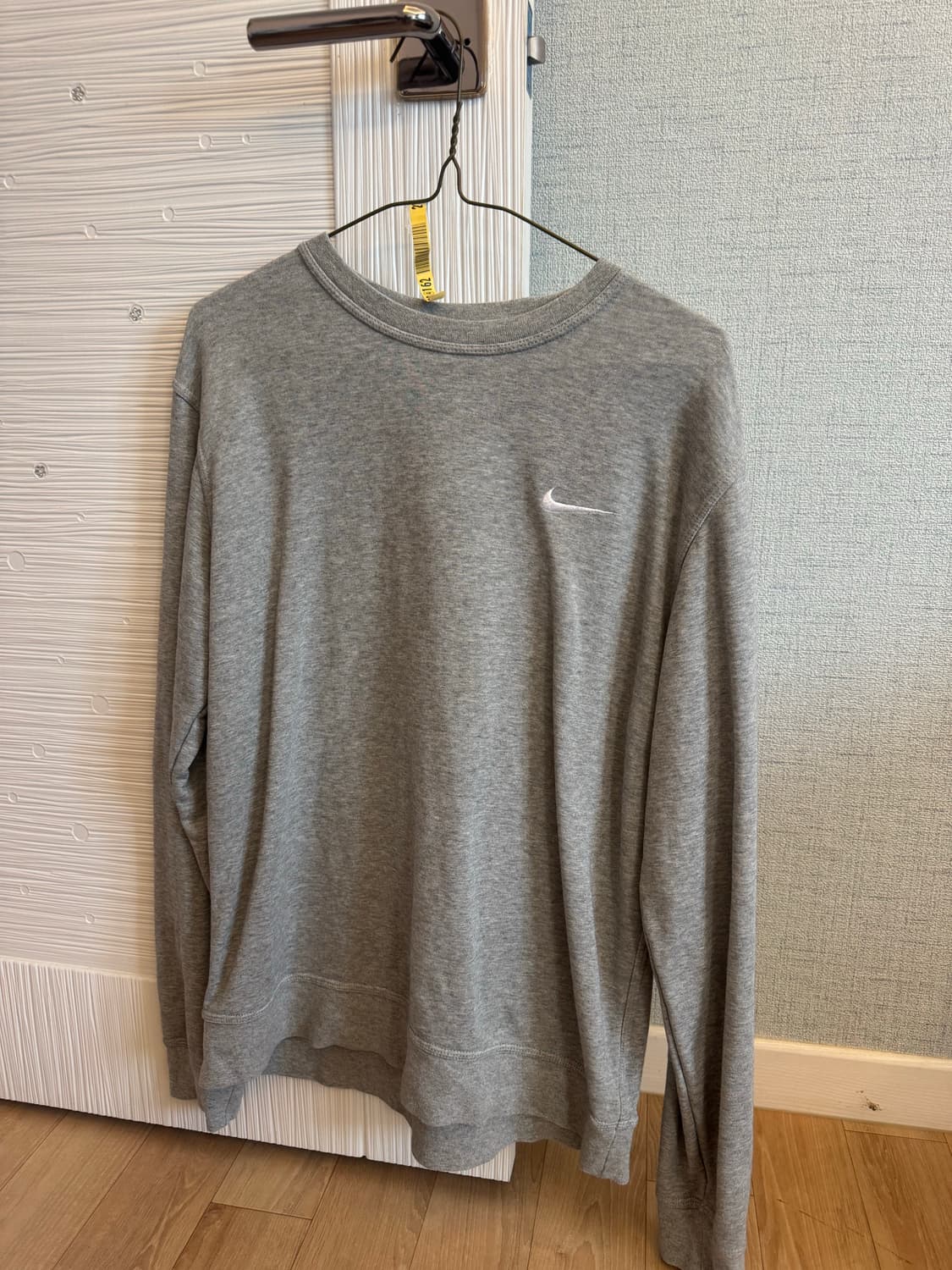 나이키 맨투맨 상품이미지1