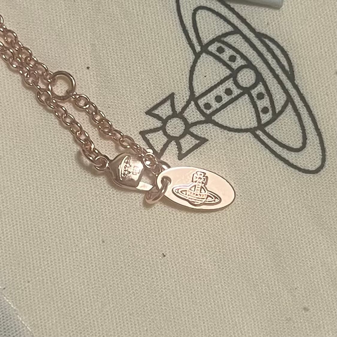 비비안웨스트우드 페트라 목걸이 로즈골드 상품이미지6