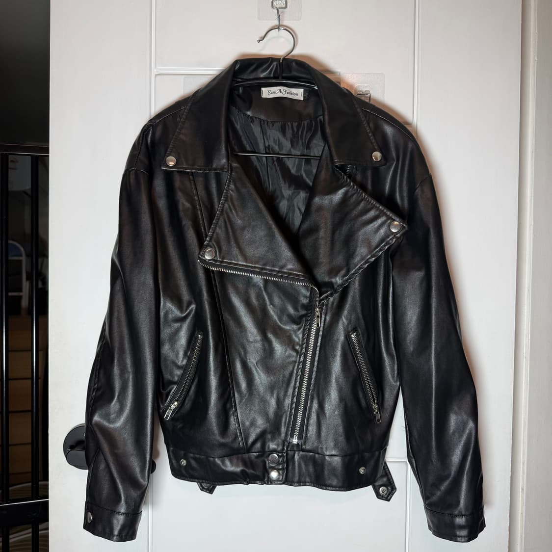 여성 레더 자켓 상품이미지1