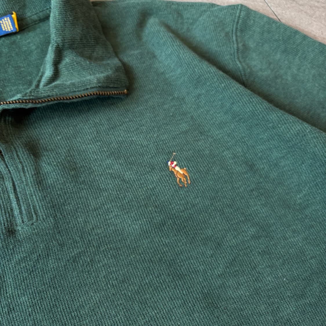 폴로 국내 매장 정품 그린 반집업 니트  상품이미지6