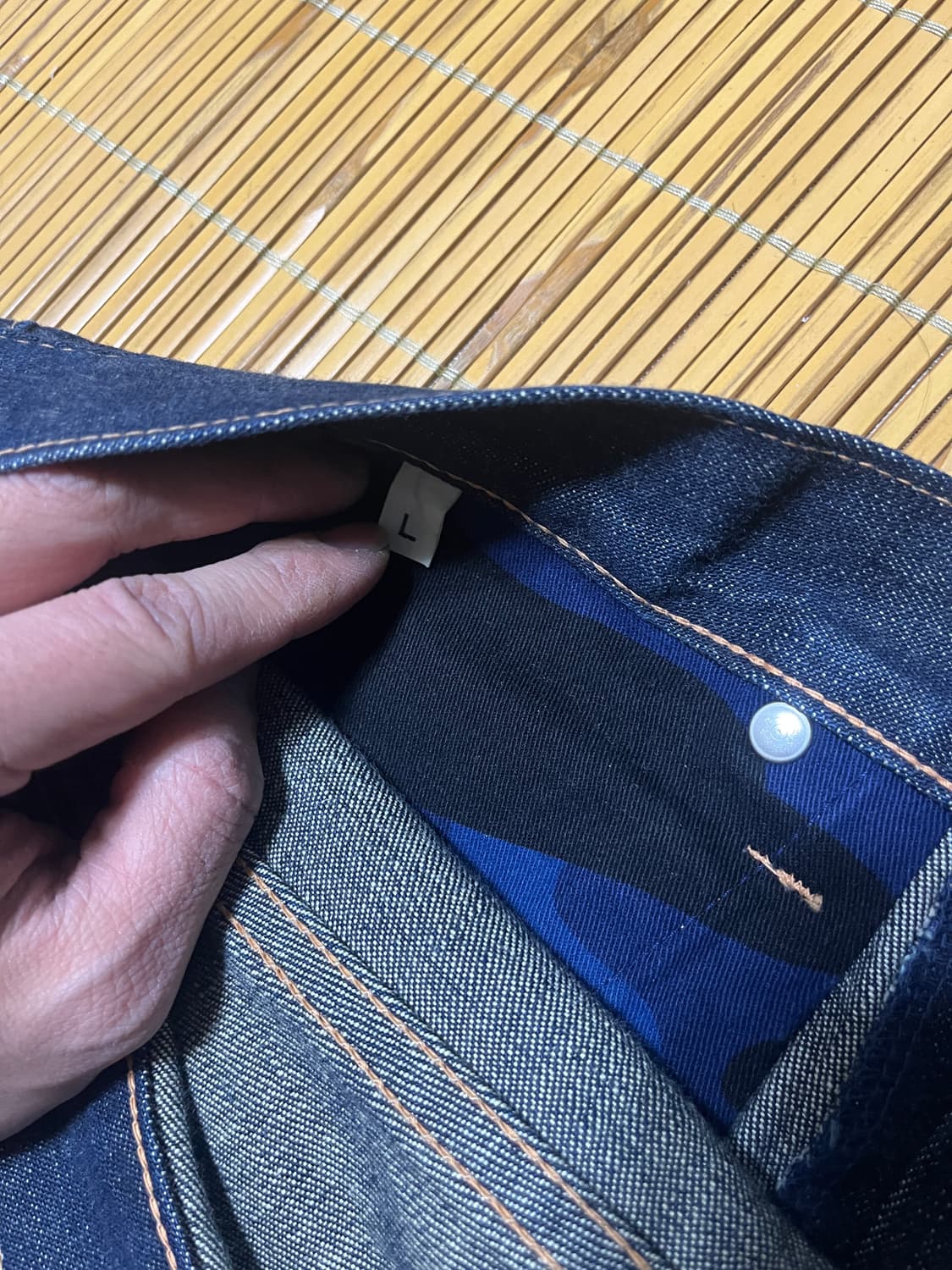 bape 와이드 생지데님 (새깅 밑위 긴버전) L 상품이미지4