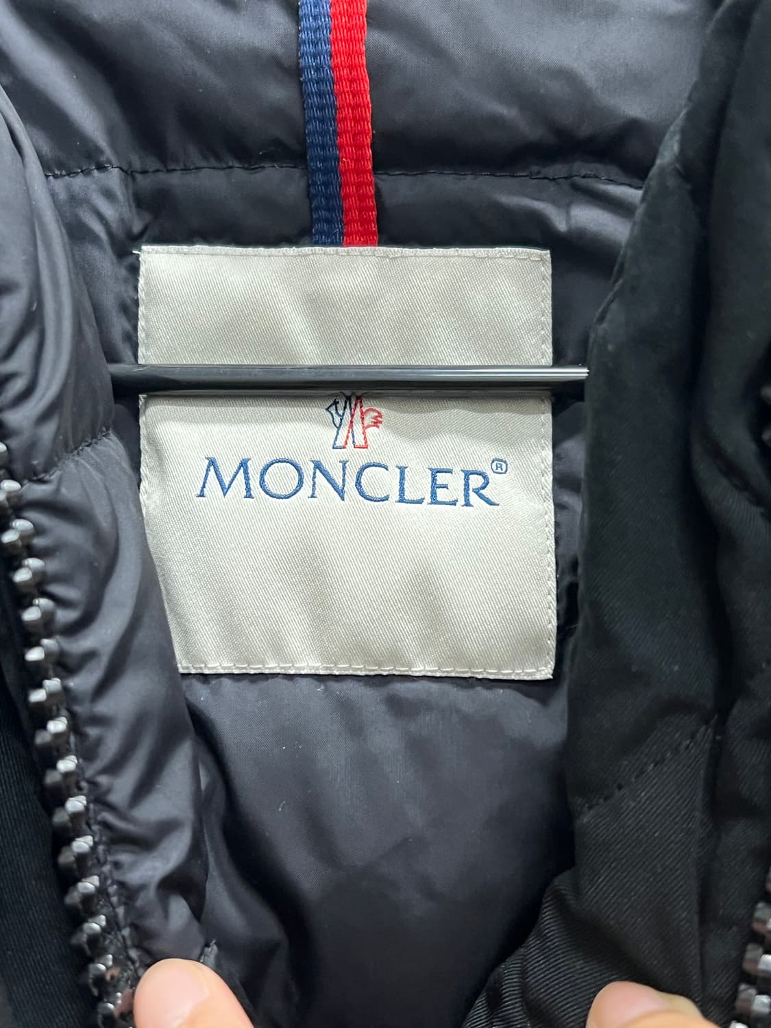 몽클레어 14FW 우먼스 아리우스 패딩 자켓 상품이미지4