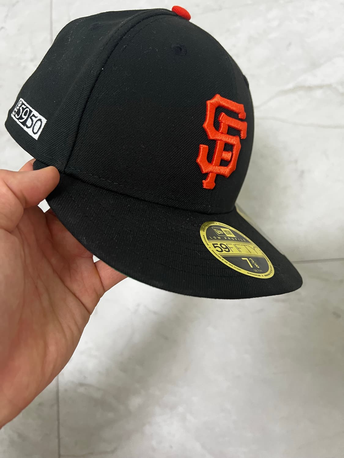 뉴에라 59FIFTY 검정색 모자 7 3/8 상품이미지2