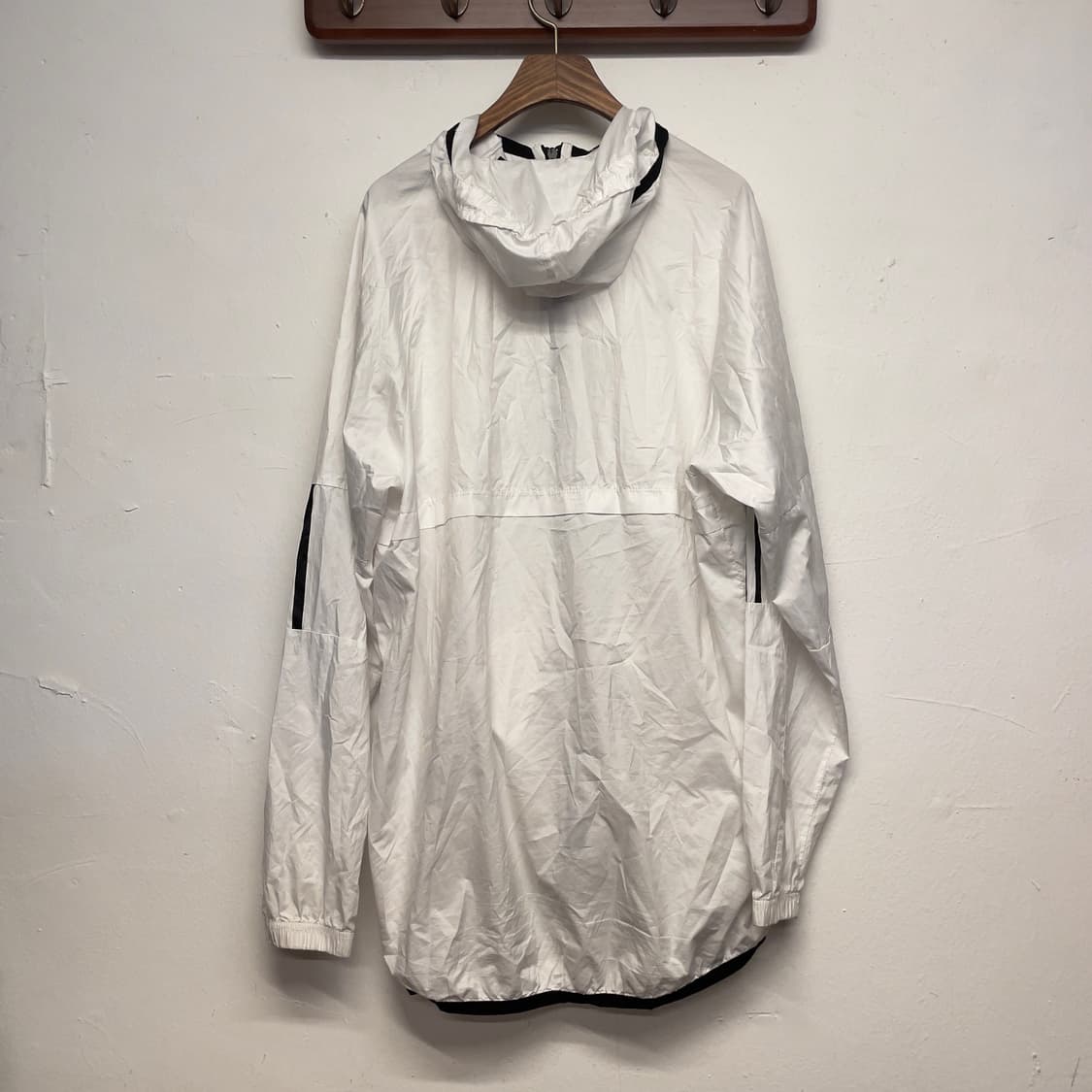 아디다스 러닝 화이트 경량 바람막이 자켓   상품이미지5