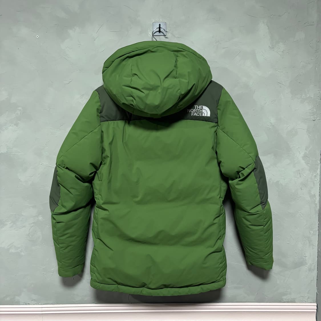노스페이스 하이벤트 구스다운 패딩 초록 상품이미지4