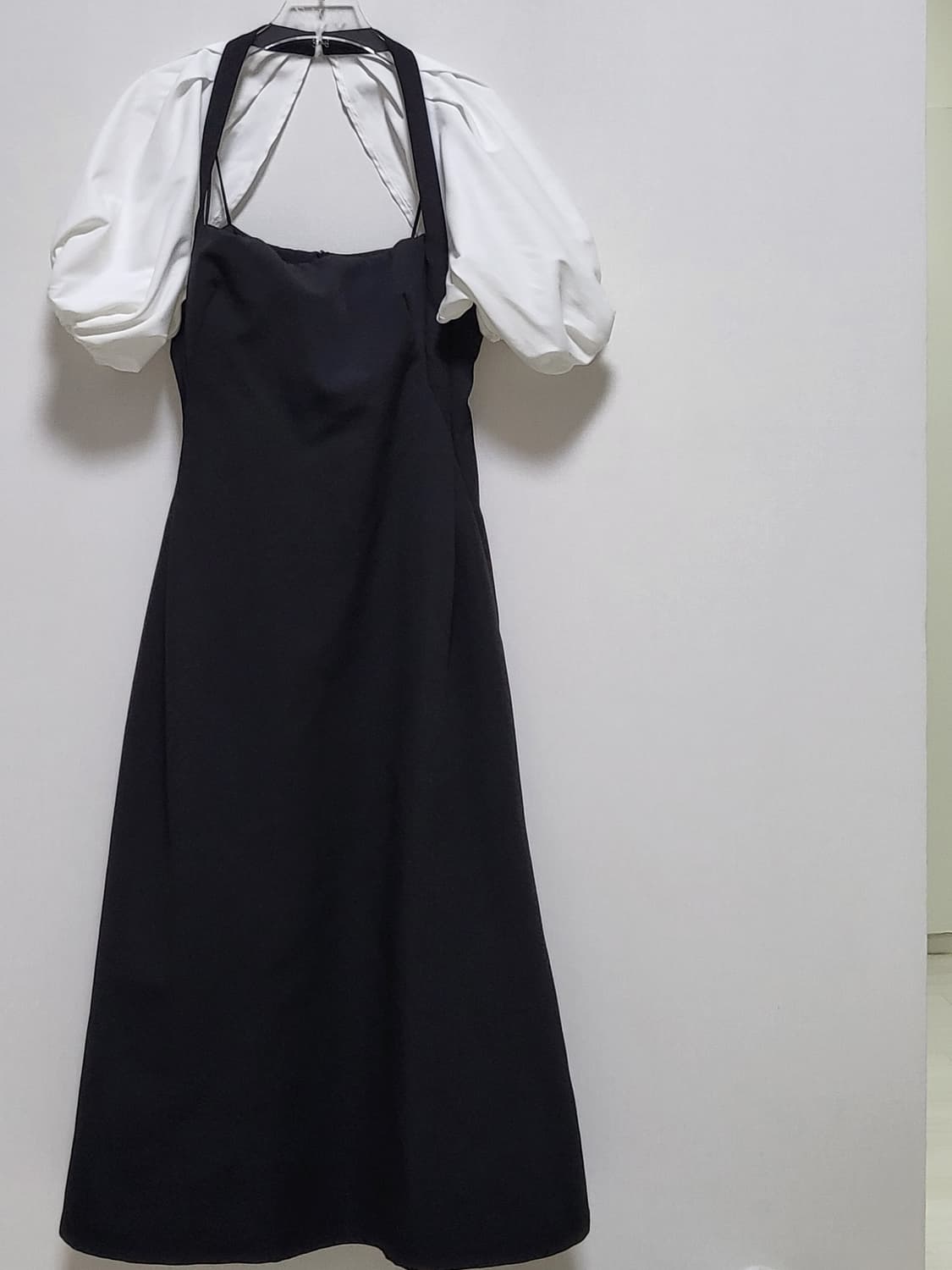 수입브랜드 L&F 블랙 퍼프소매 롱 원피스 새제품 free 상품이미지1