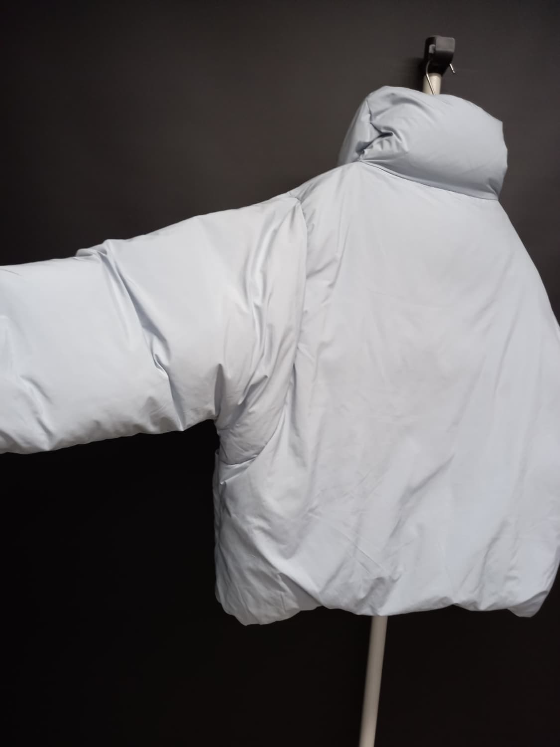 레어뷰 RAREWIEW 덕다운 루즈박시핏 패딩 77.66 상품이미지8