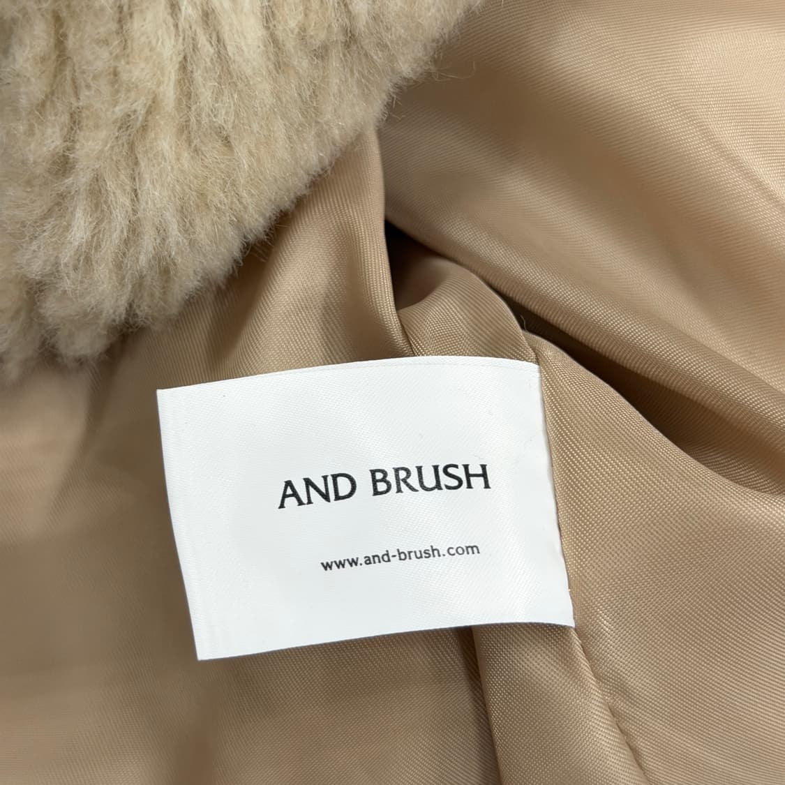 앤드브러쉬 이브닝 퍼 자켓 베이지 상품이미지8