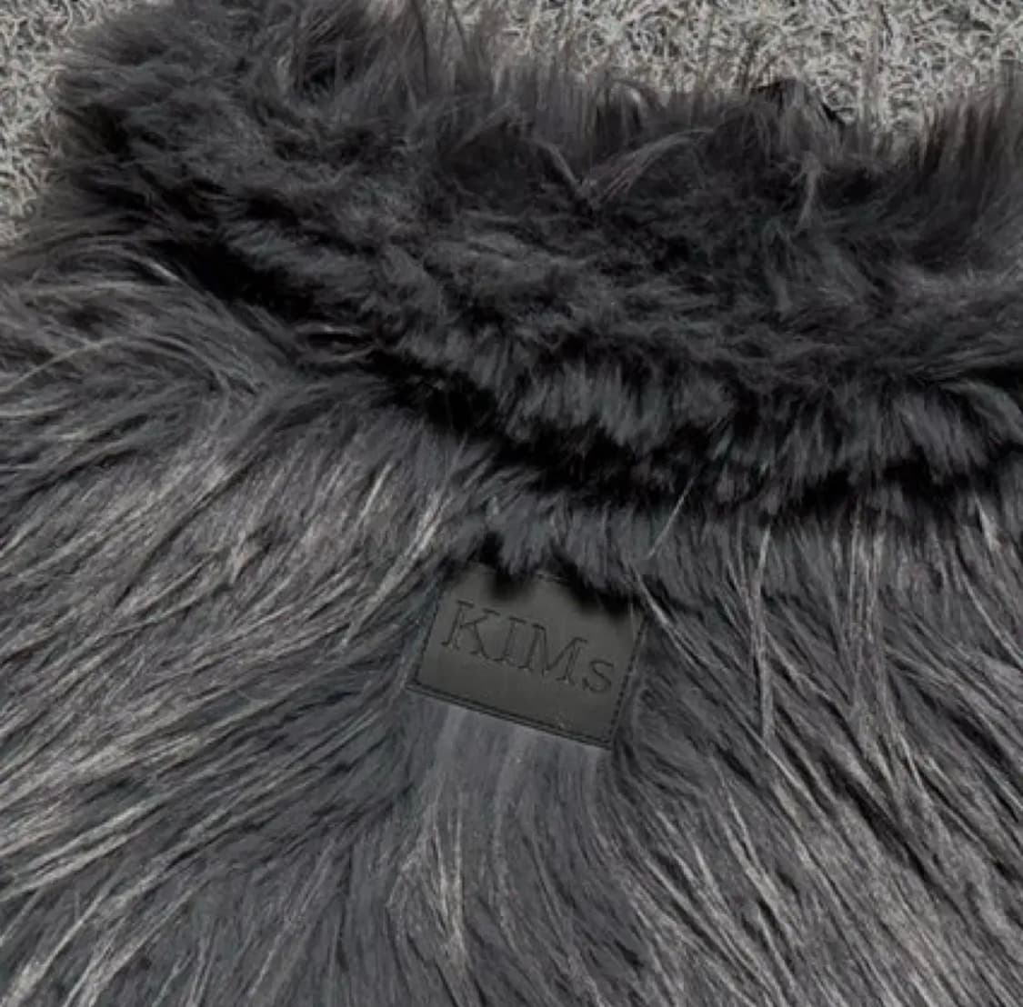 kimseoul 킴서울 킴즈 플러피 롱 헤어 퍼 자켓 상품이미지2