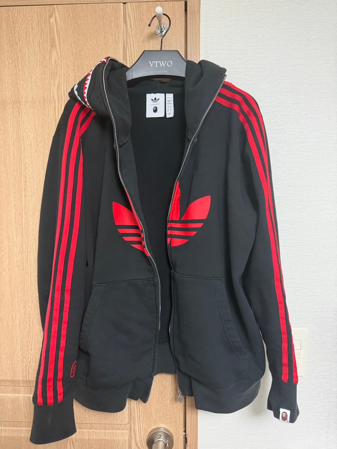 아디다스 x 베이프 샤크후드집업 상품이미지1