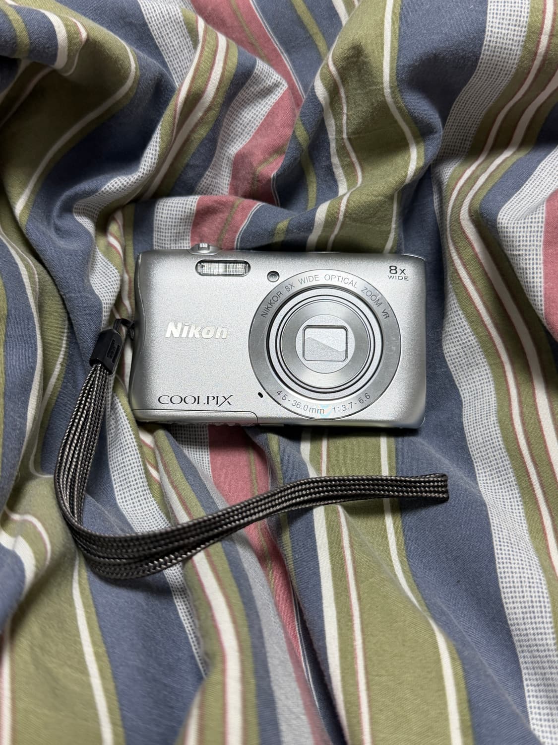 (예약중) 니콘 쿨픽스 S3700 실버 상품이미지1