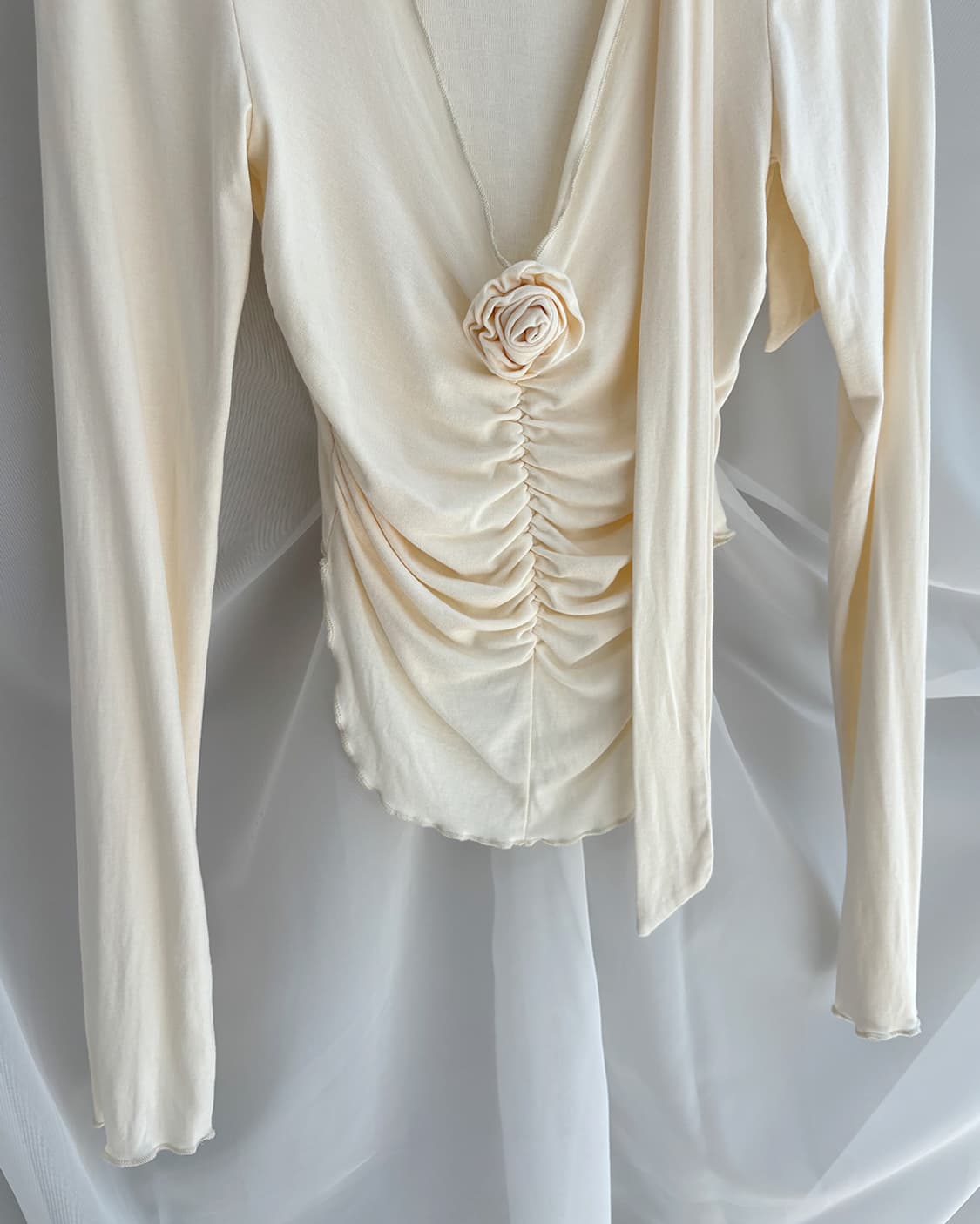 YRZS one rose shirring scarf t-shirts 상품이미지5