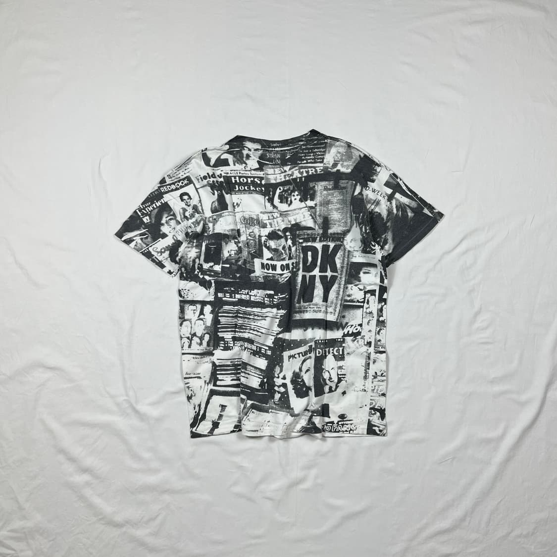 90‘s dkny 도나카란뉴욕 스펠아웃 픽쳐 올프린트 반팔티셔츠 상품이미지6