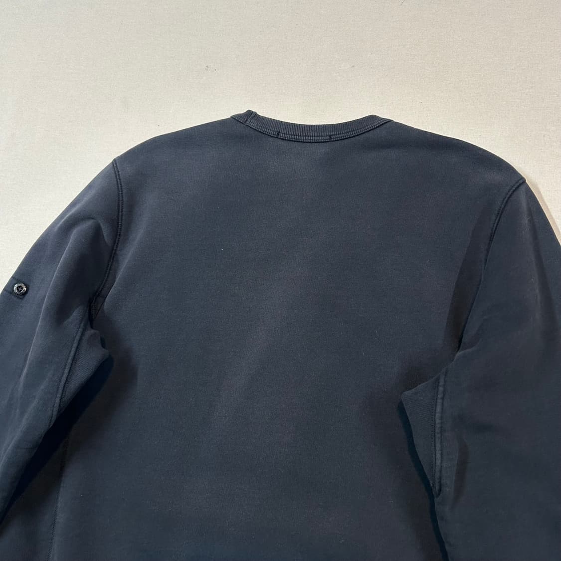 M) 스톤아일랜드 블랙 맨투맨 스웨트셔츠 상품이미지6