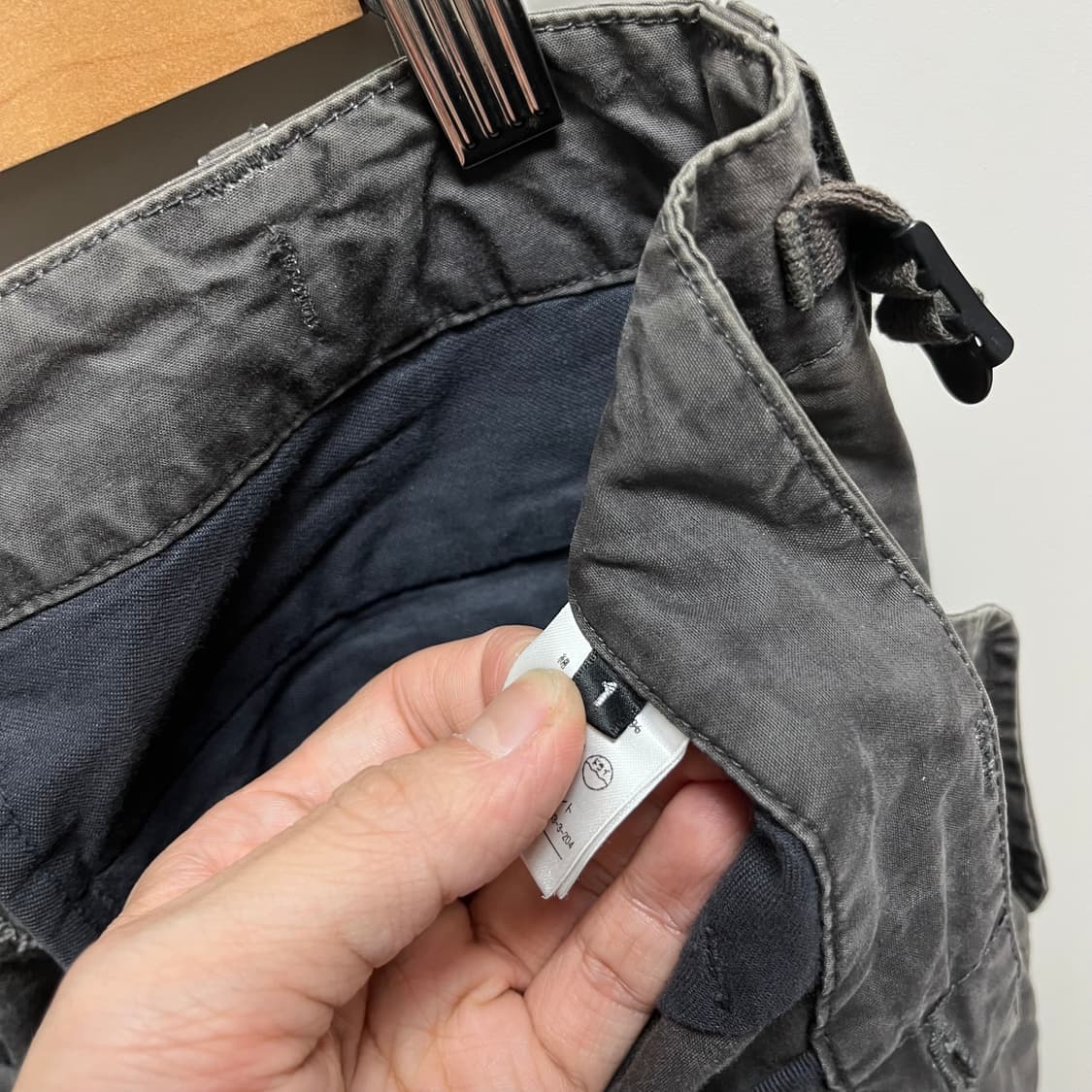 어태치먼트 파라슈트 사이드지퍼팬츠 상품이미지9