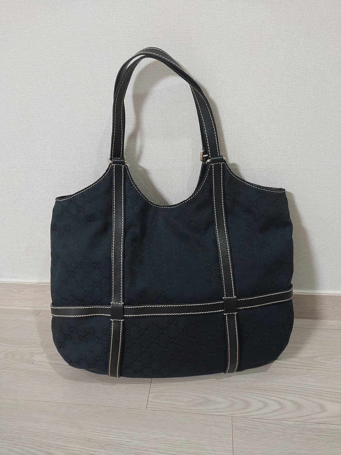 [정품] 구찌 GG로고 자가드 블랙 숄더백 상품이미지6