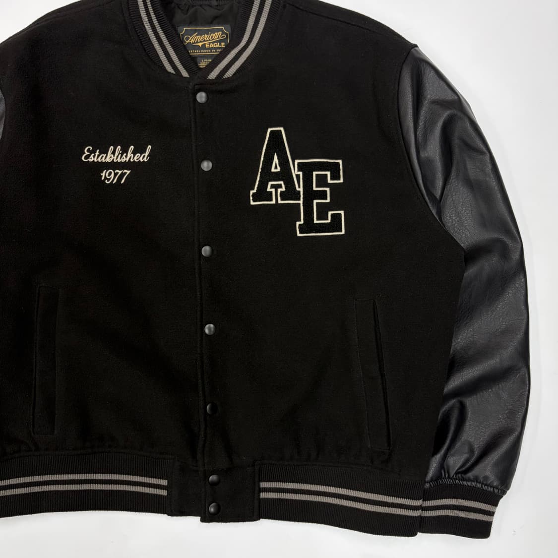 American eagle 아메리칸이글 바시티 자켓 L 상품이미지3