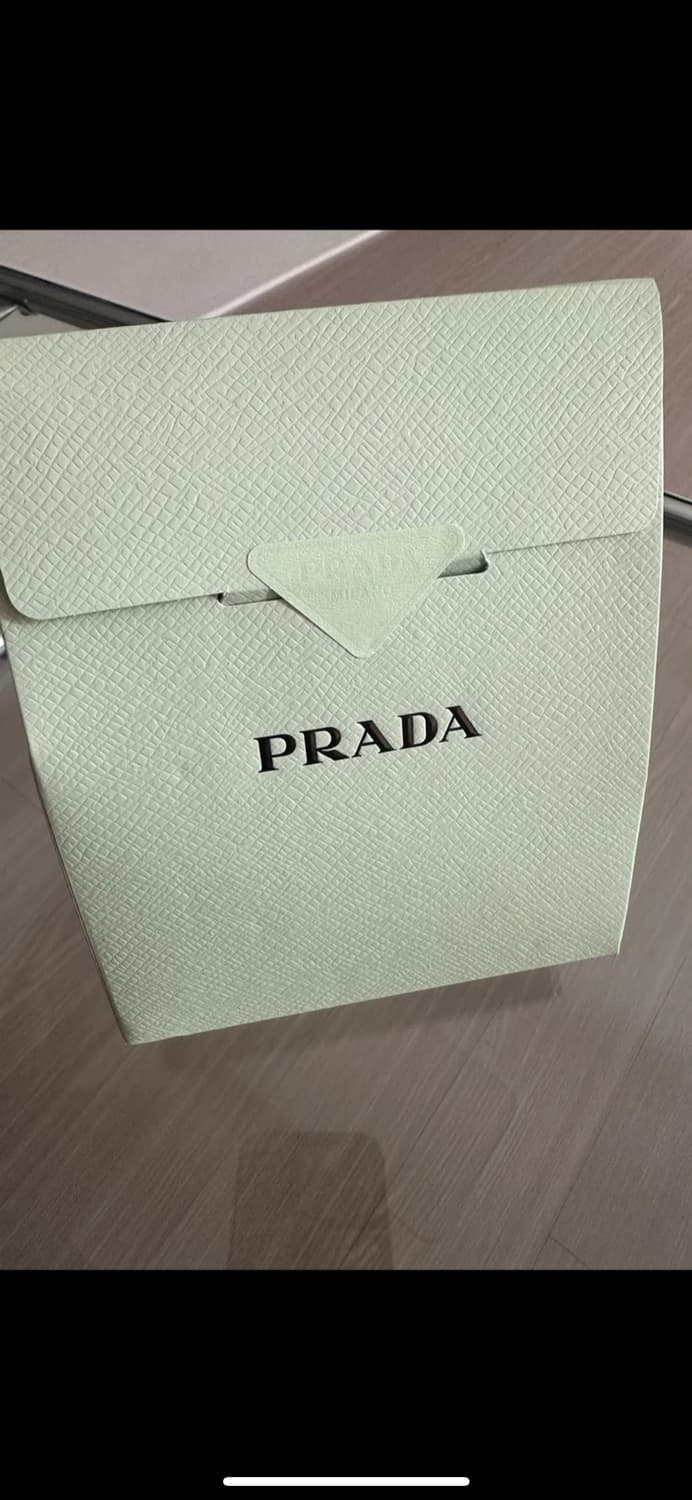 프라다 립밤 블루 새상품 선물도가능 상품이미지2