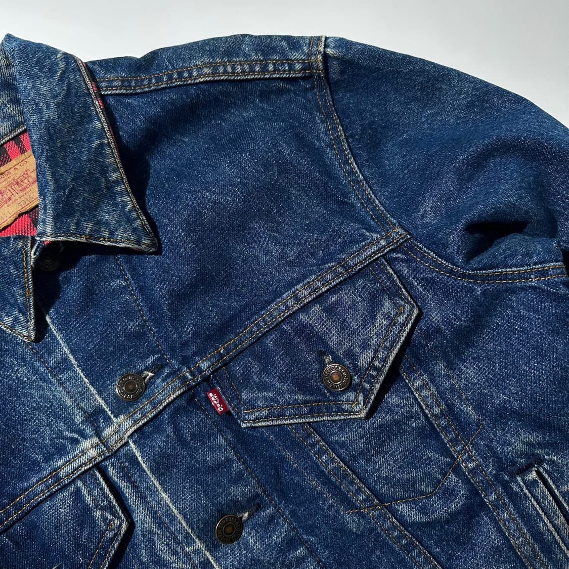90’s USA 리바이스 체크 라이닝 데님 트러커 자켓 상품이미지5
