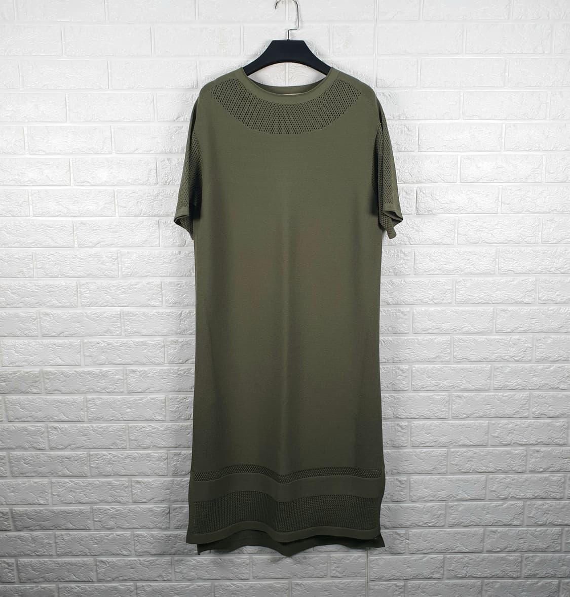 [55]시스템 펀칭 디테일 니트 원피스 상품이미지2