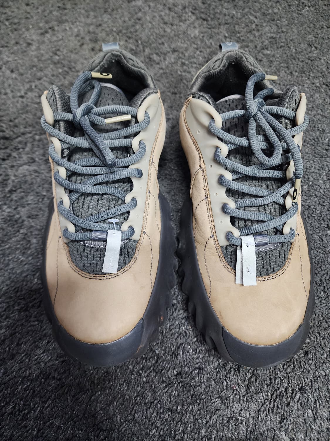 오클리 팩토리 팀 x 브레인 데드 찹 쏘우 모카 상품이미지5