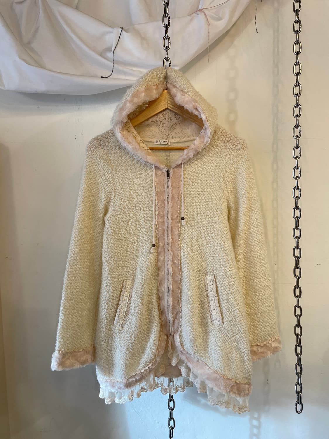 axes femme 엑시즈팜 핑크 퍼 아이보리 후드 집업 모리 갸루 상품이미지3