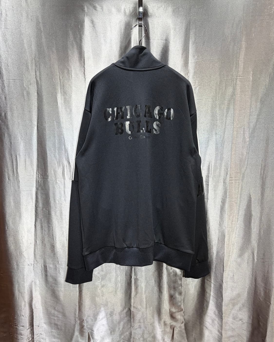 XL NBA 시카고불스 1966 빅로고 트랙탑 상품이미지3