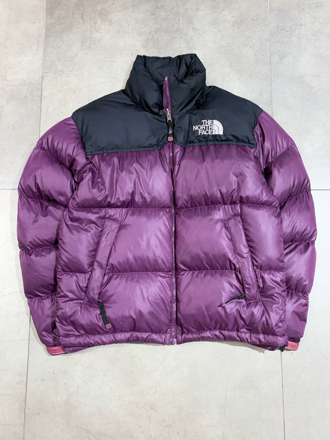 노스페이스 퍼플 보라색 눕시 700 패딩 상품이미지3