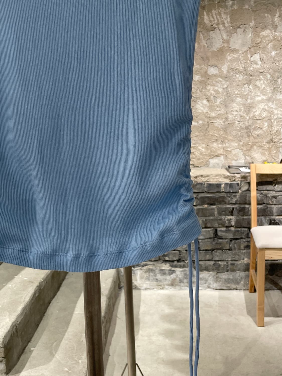 헬무트랭 스카이 블루 스트링 골지 하프 니트 상품이미지5