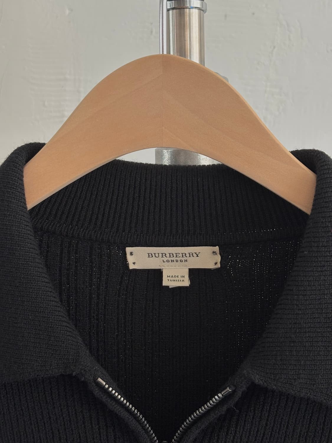버버리 블랙 노바체크 패치 니트 집업 상품이미지4
