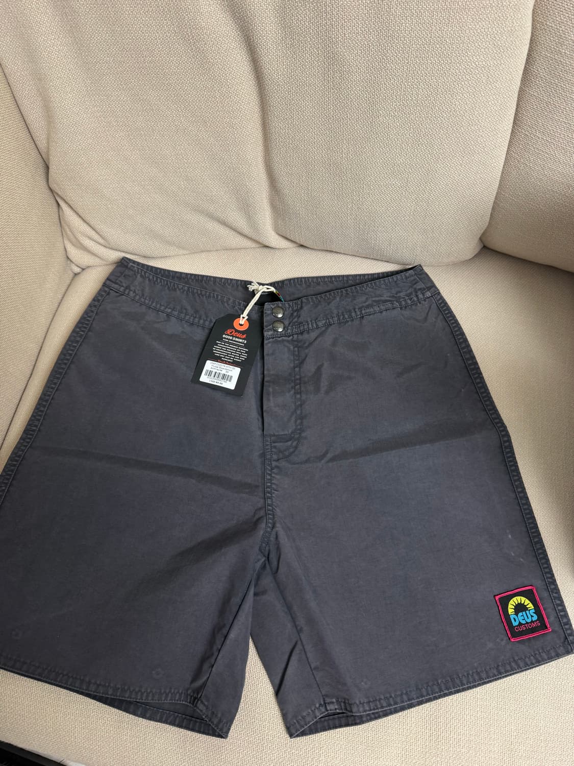 데우스 엑스 마키나 쇼츠  상품이미지1