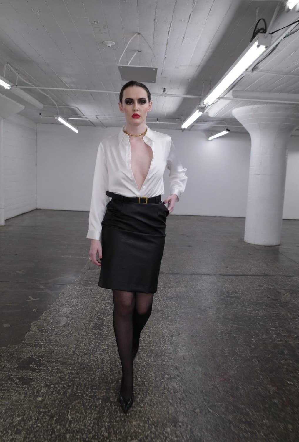 L'E COLE DES FEMMES - 크림 새틴 블라우스 상품이미지7