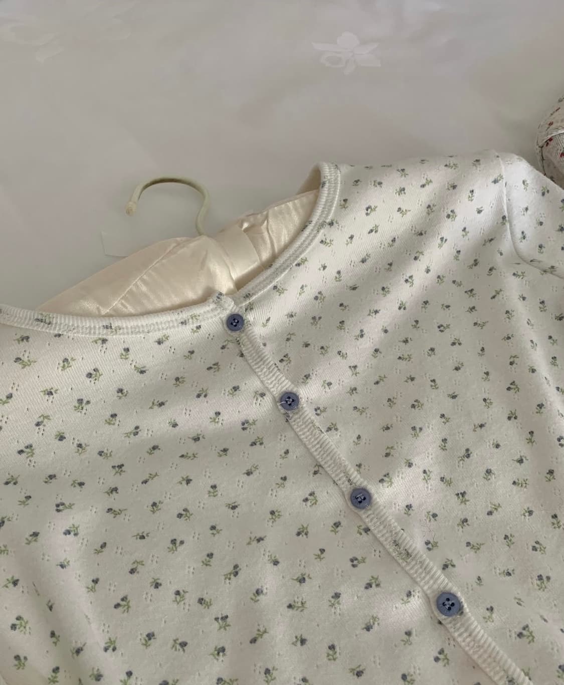 [미 개봉 새 상품] 아스띠에 플로럴 가디건+나시 세트 상품이미지3