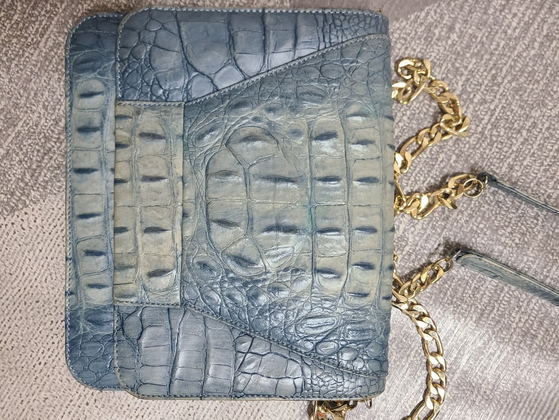 리누이 악어패턴 체인 크로스백 상품이미지1