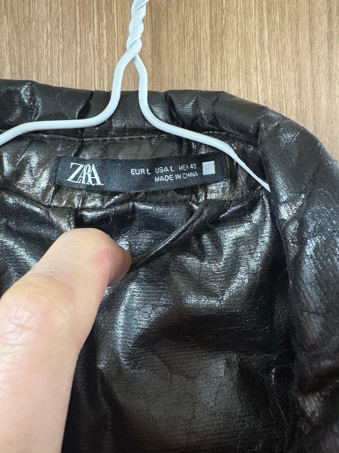 ZARA 블랙 페이크 레더 봄버 자켓 L 상품이미지2