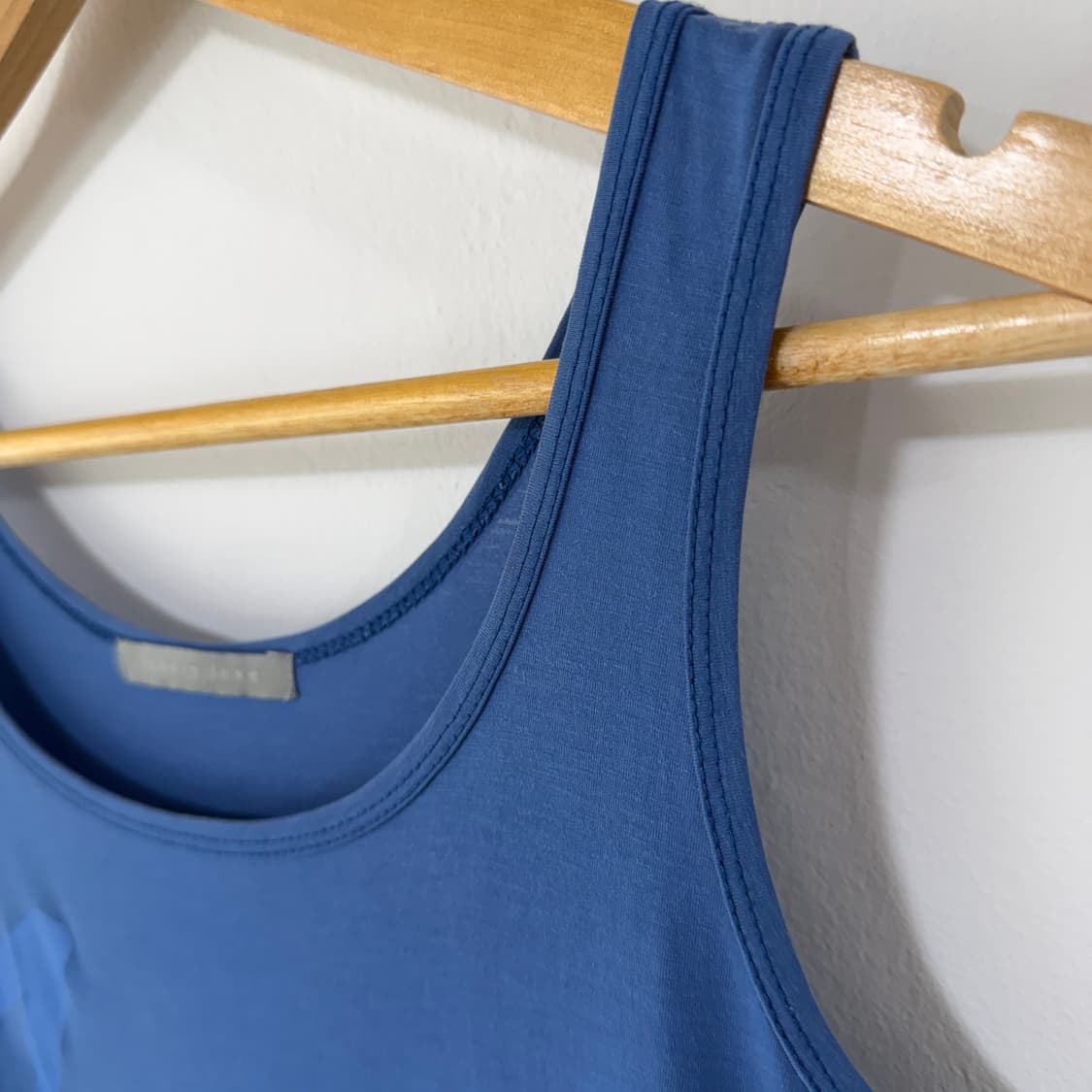 [38] 띠어리 럭스 슬리브리스 민소매 나시 상품이미지3