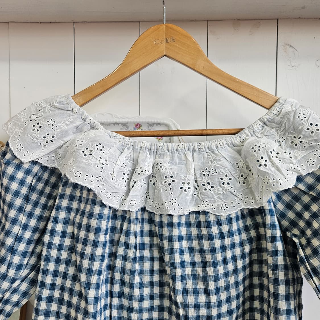 체크 레이스 오프숄더 블라우스 상품이미지5