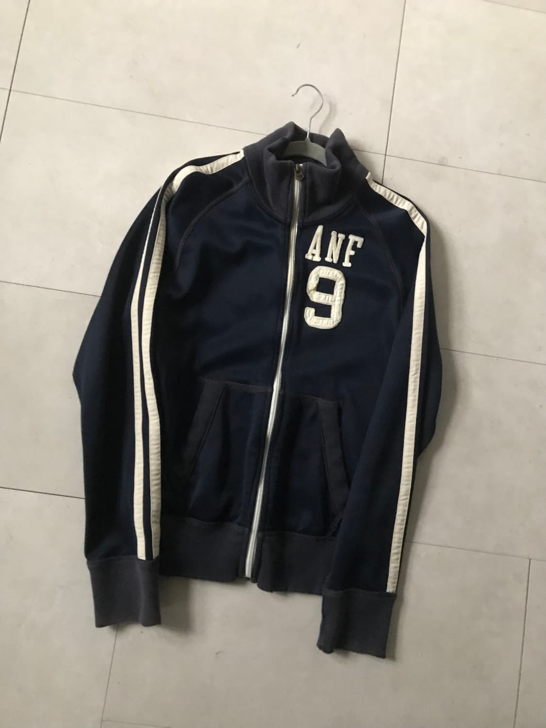 아베크롬비 네이비 트랙 져지 상품이미지8