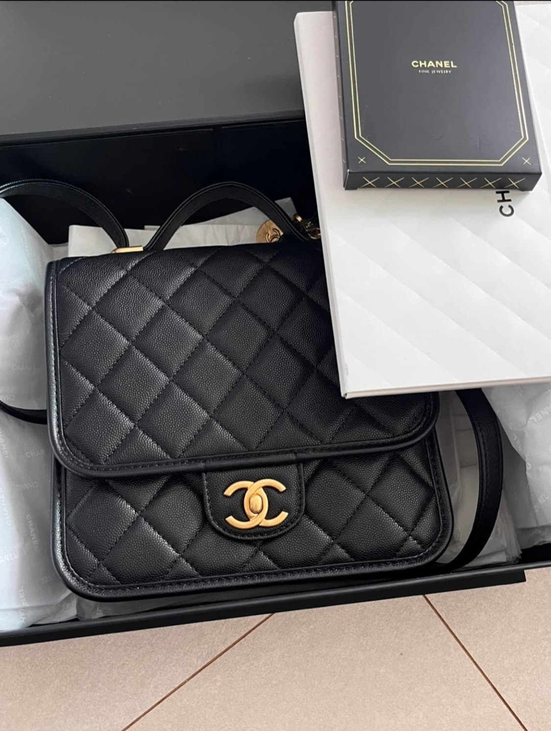 샤넬 백팩 블랙 새상품 상품이미지1