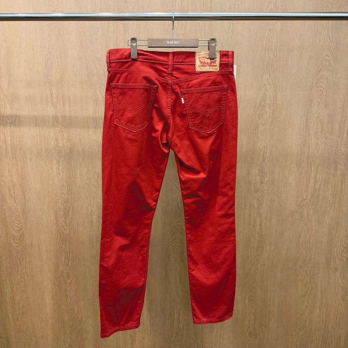 리바이스 511 데님 팬츠 5포켓 레드 탭 디테일 슬림 테이퍼드핏 레드 상품이미지3