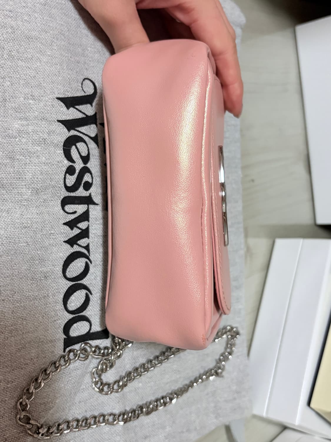 비비안웨스트우드 펄라이즈 핑크 미니 체인백 상품이미지4