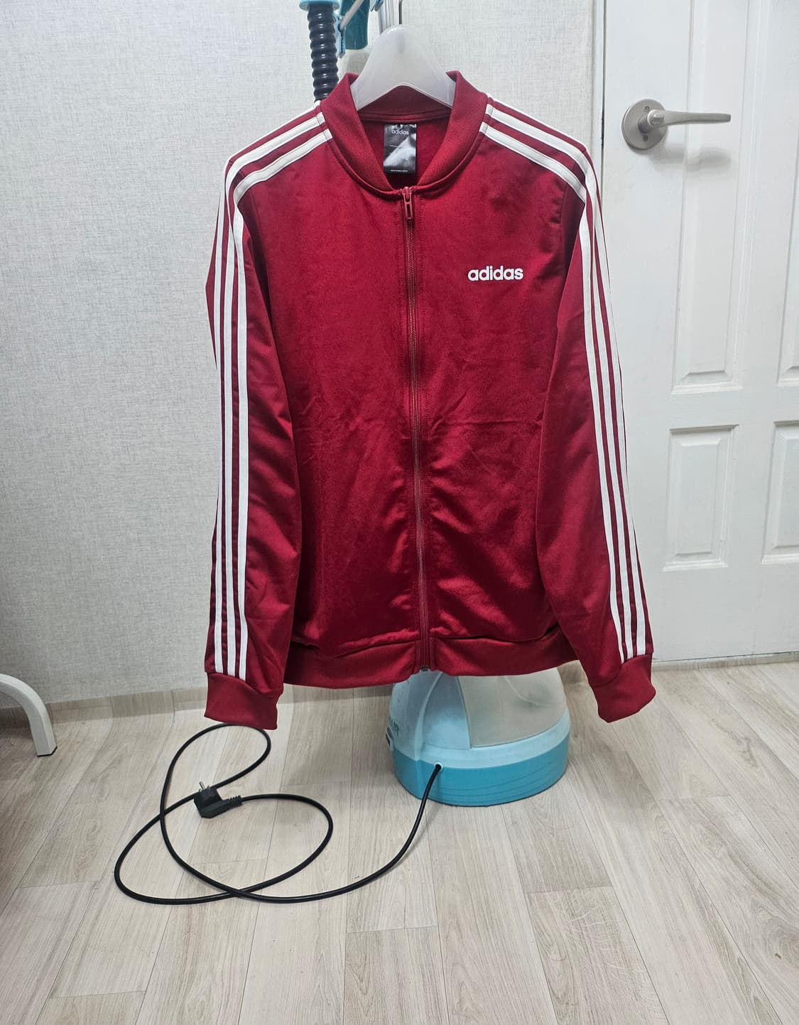 (95)M ☆초대장급☆ 아디다스 에센셜 [버건디] 트랙탑져지 상품이미지1