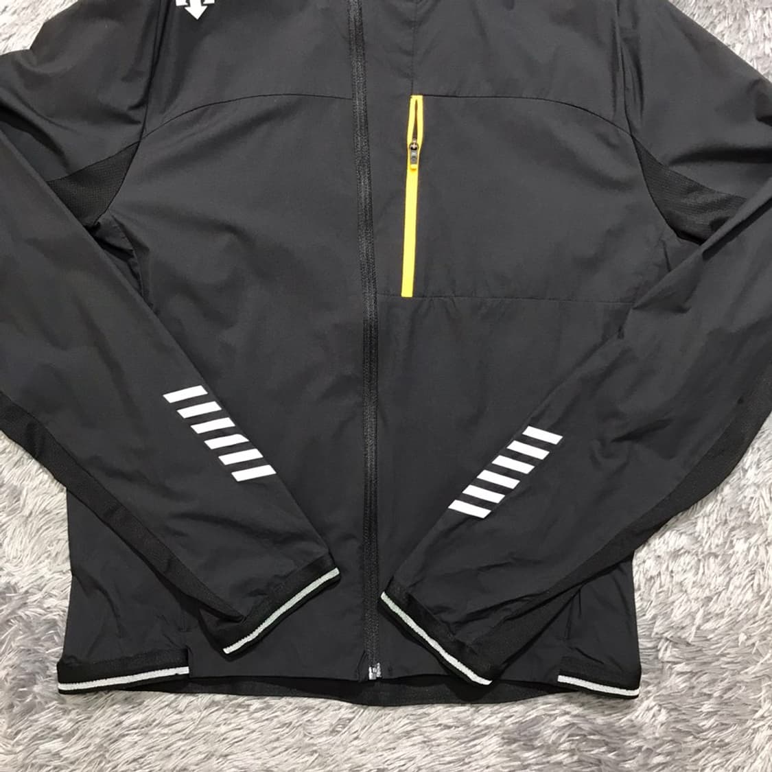 [[L, A급] 데상트(DESCENTE) 싸이클 바람막이#388 상품이미지4