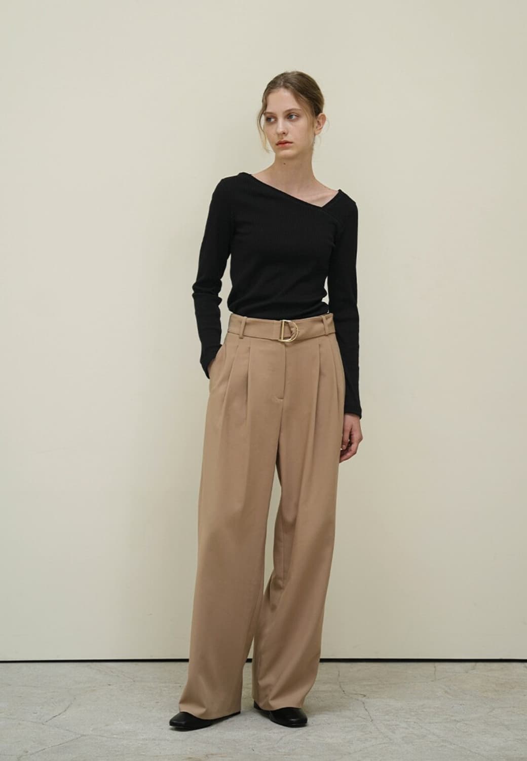 유메르 사선넥 니트55 66  상품이미지1