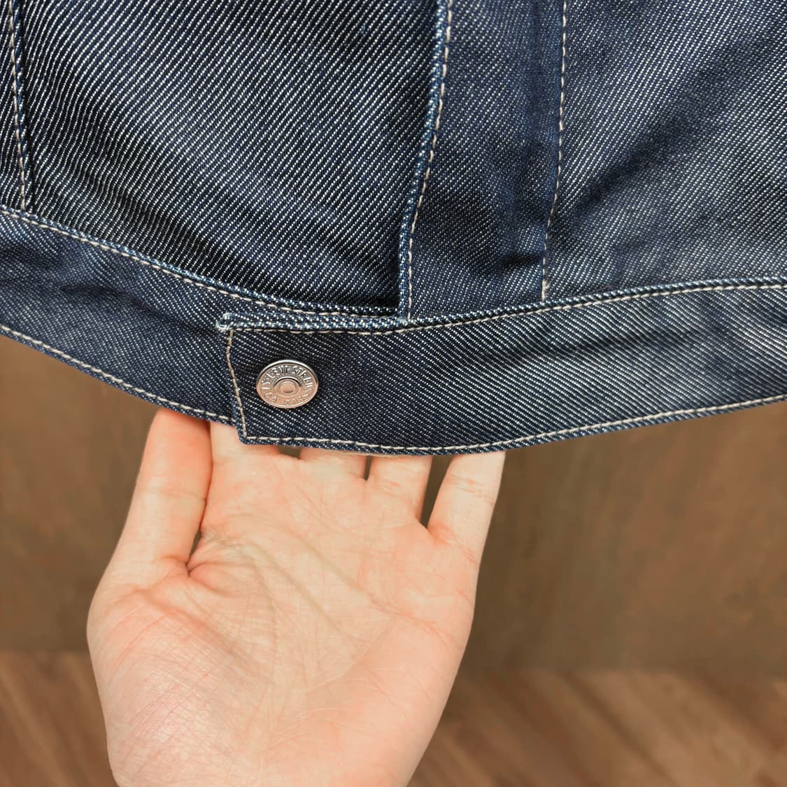 리바이스 엔지니어드 진스 걸즈 크롭 데님 자켓 레드 탭 포켓 디테일 진청 상품이미지7